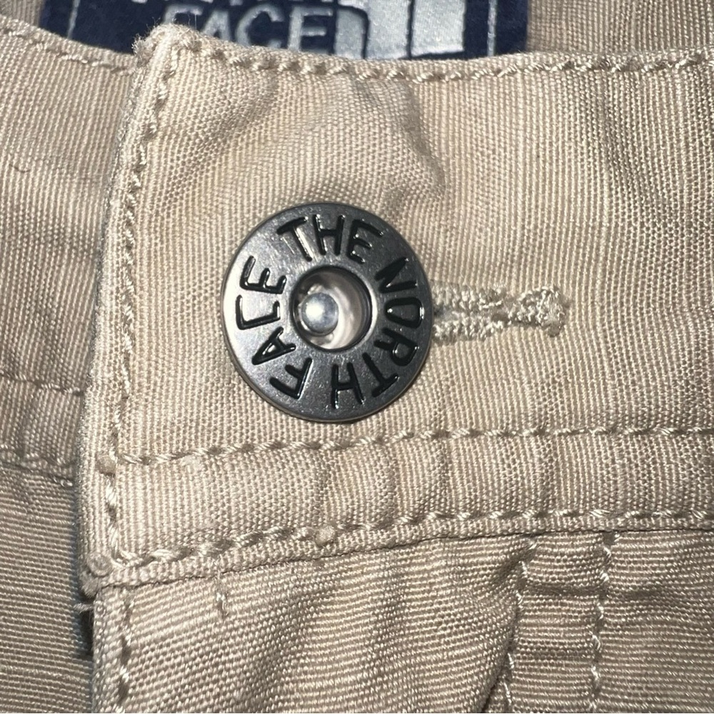 The North Face Men’s Khaki Cargo Hiking Shorts Size 34 - Picture 6 of 10